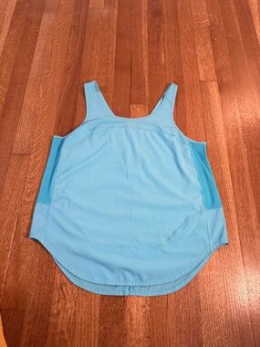 Lululemon Lightweight Teal Blue Sleeveless Athletic Top, Womens Size 6 or 8